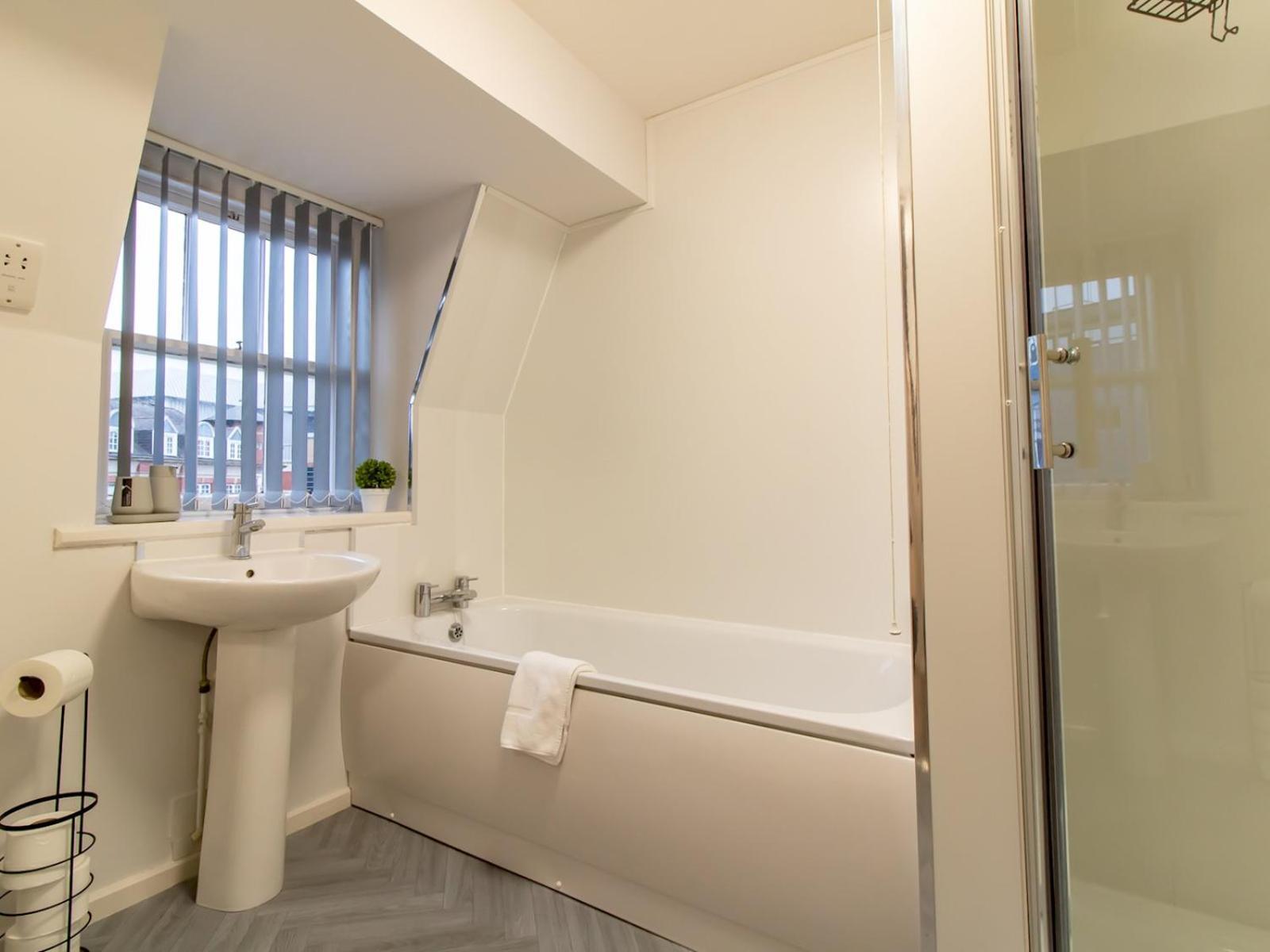 Stylish Maisonette Newcastle Pass The Keys Buitenkant foto